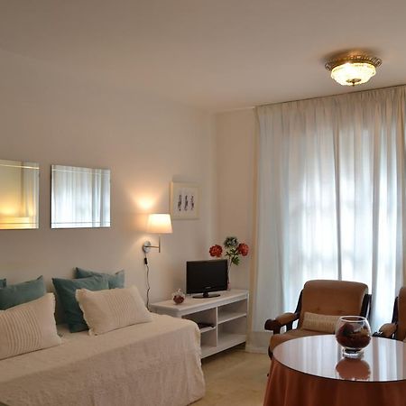 Apartamento Carlos Canal Sevilla Dış mekan fotoğraf