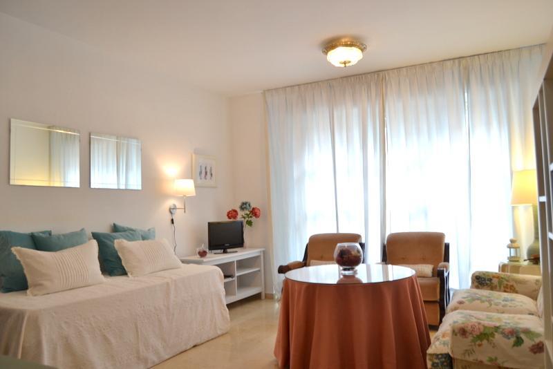 Apartamento Carlos Canal Sevilla Dış mekan fotoğraf